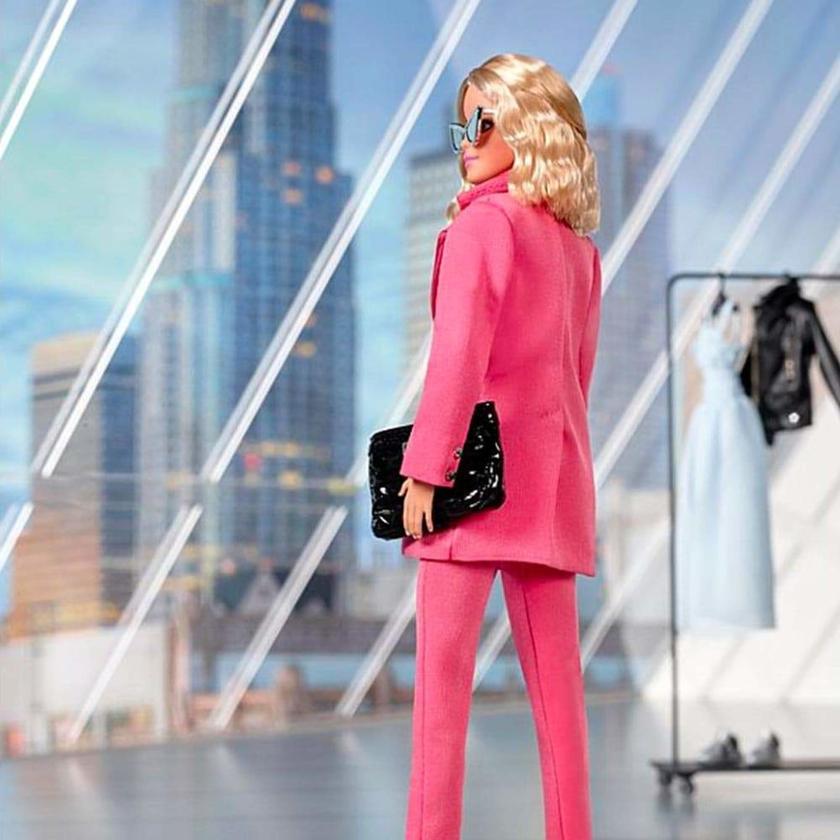 Barbie @BarbieStyle Doll 1 Free shipping