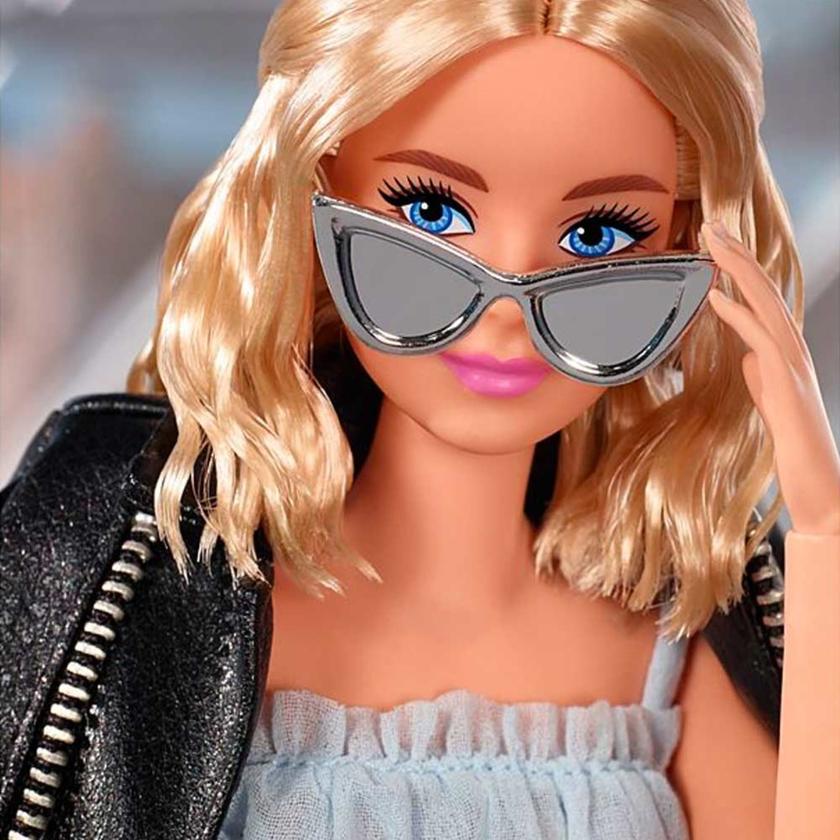 Barbie @BarbieStyle Doll 1 Free shipping