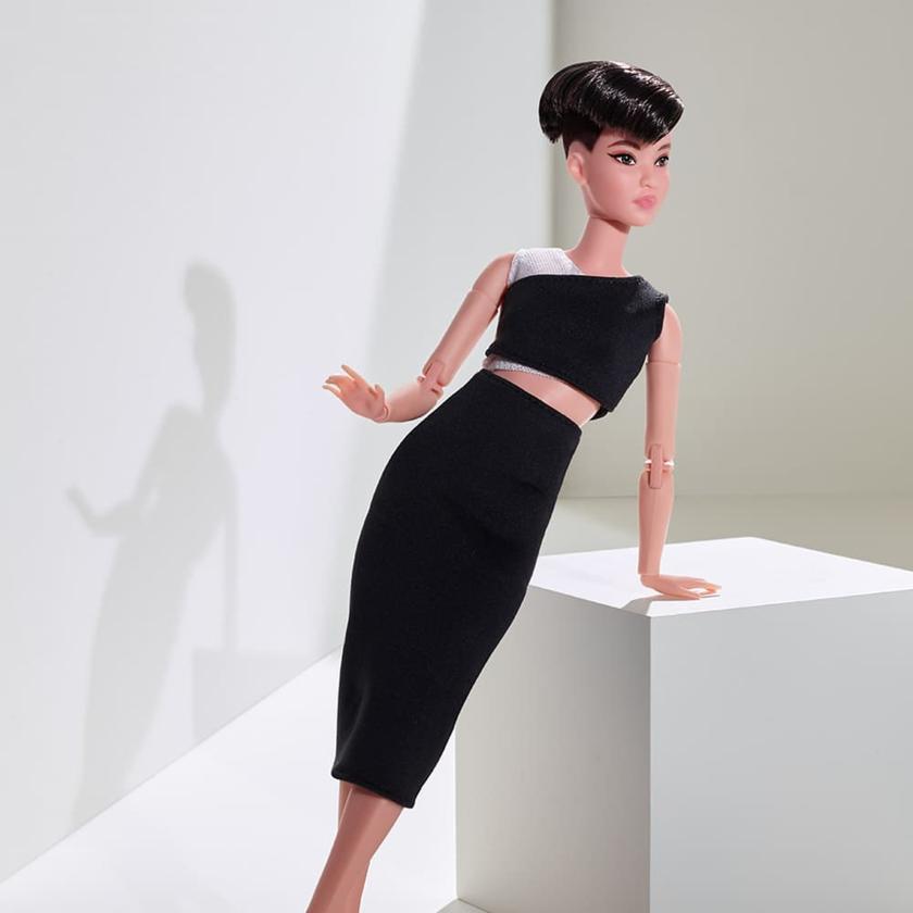 Barbie Looks Doll (Petite, Brunette Pixie Cut) New Arrival