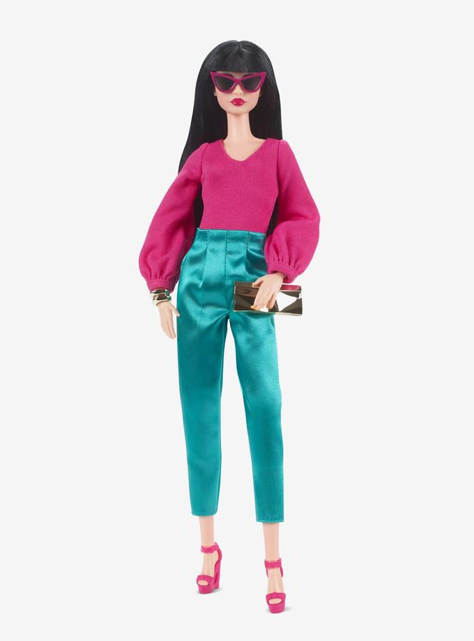 Barbie Looks Doll With Mix-and-Match Fashions Free shipping