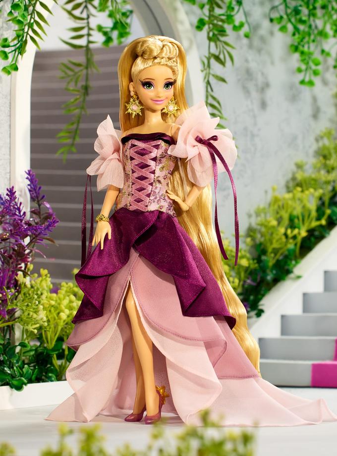 Enchanted Elegance Collection Rapunzel Doll Free shipping