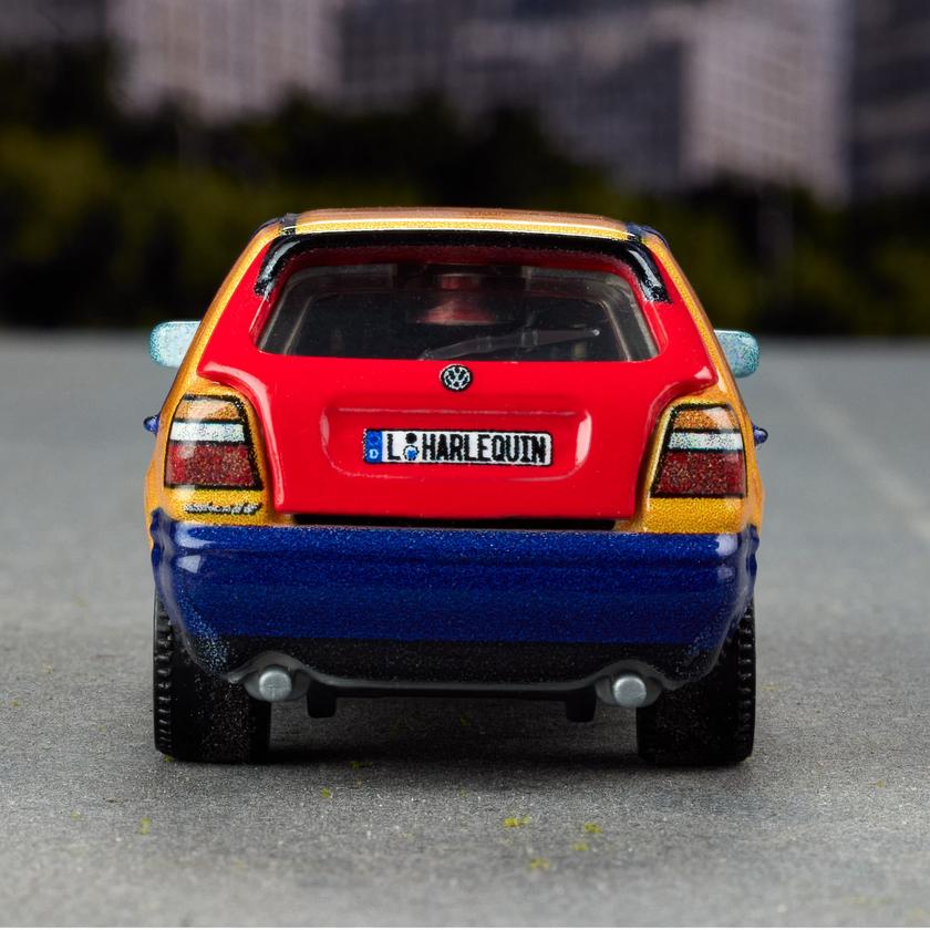 Matchbox 1995 Volkswagen Golf Harlequin Free shipping