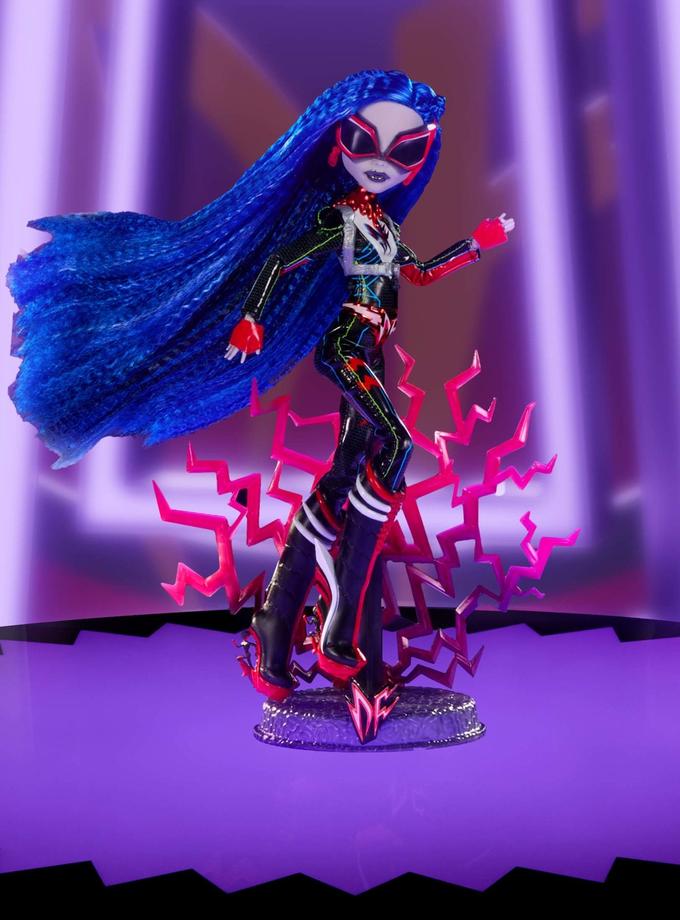 Monster High Deadfast Ghoulia Yelps Doll Free shipping