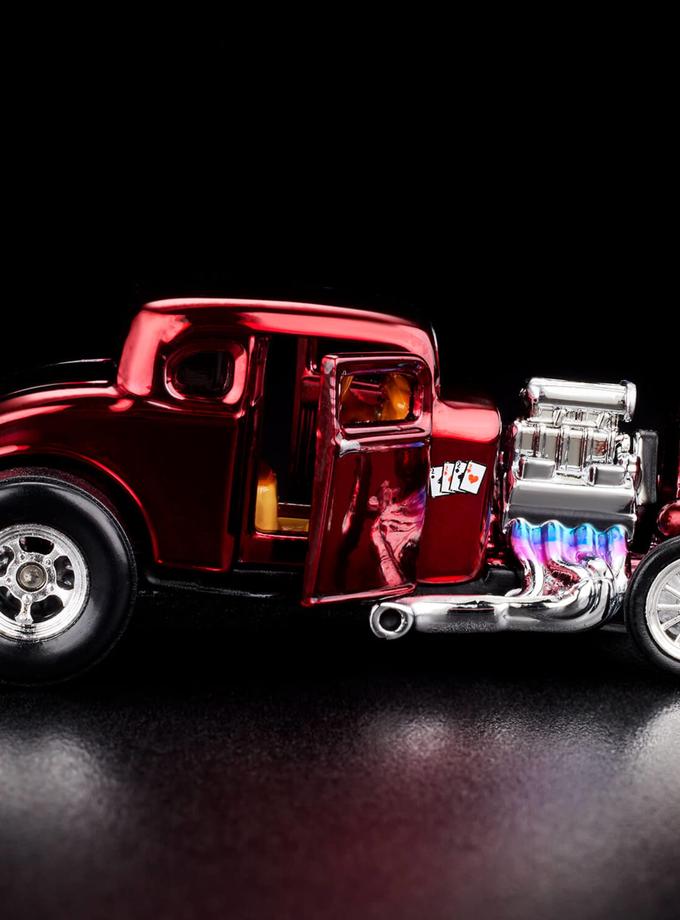 RLC Exclusive '32 Ford Free shipping