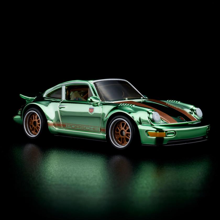 RLC Exclusive Magnus Walker “Urban Outlaw” Porsche 964 On Sale