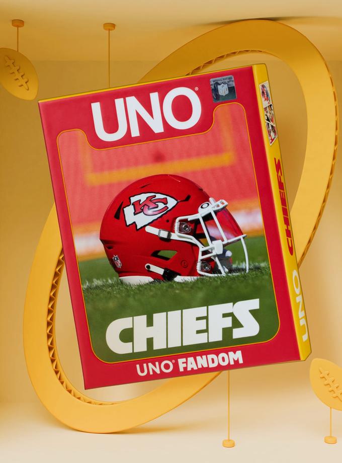 UNO Fandom NFL Kansas City Chiefs Game Deck High Quality